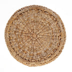 Assise ronde du tabouret Zarkah tressée en spirale vue de dessus