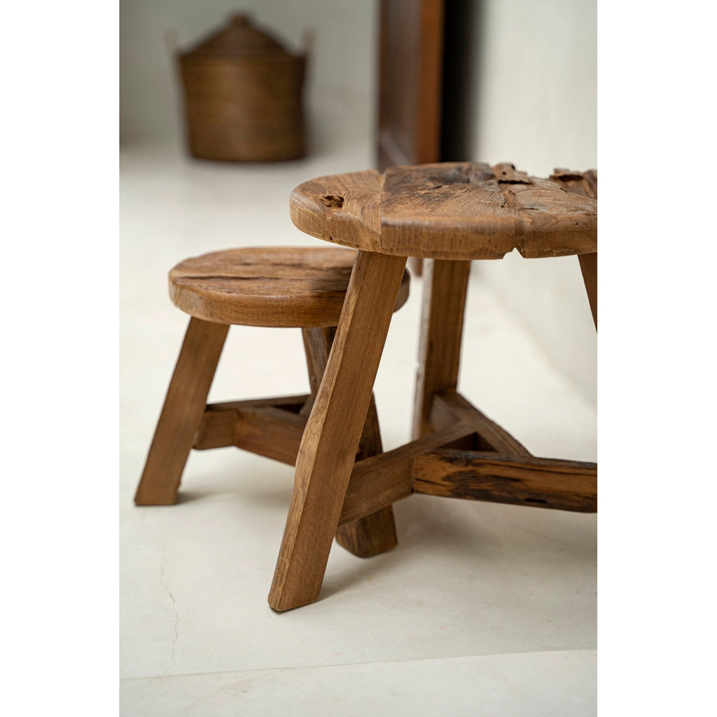 Tabouret Yatai en teck recyclé modèle moyen, vue 5