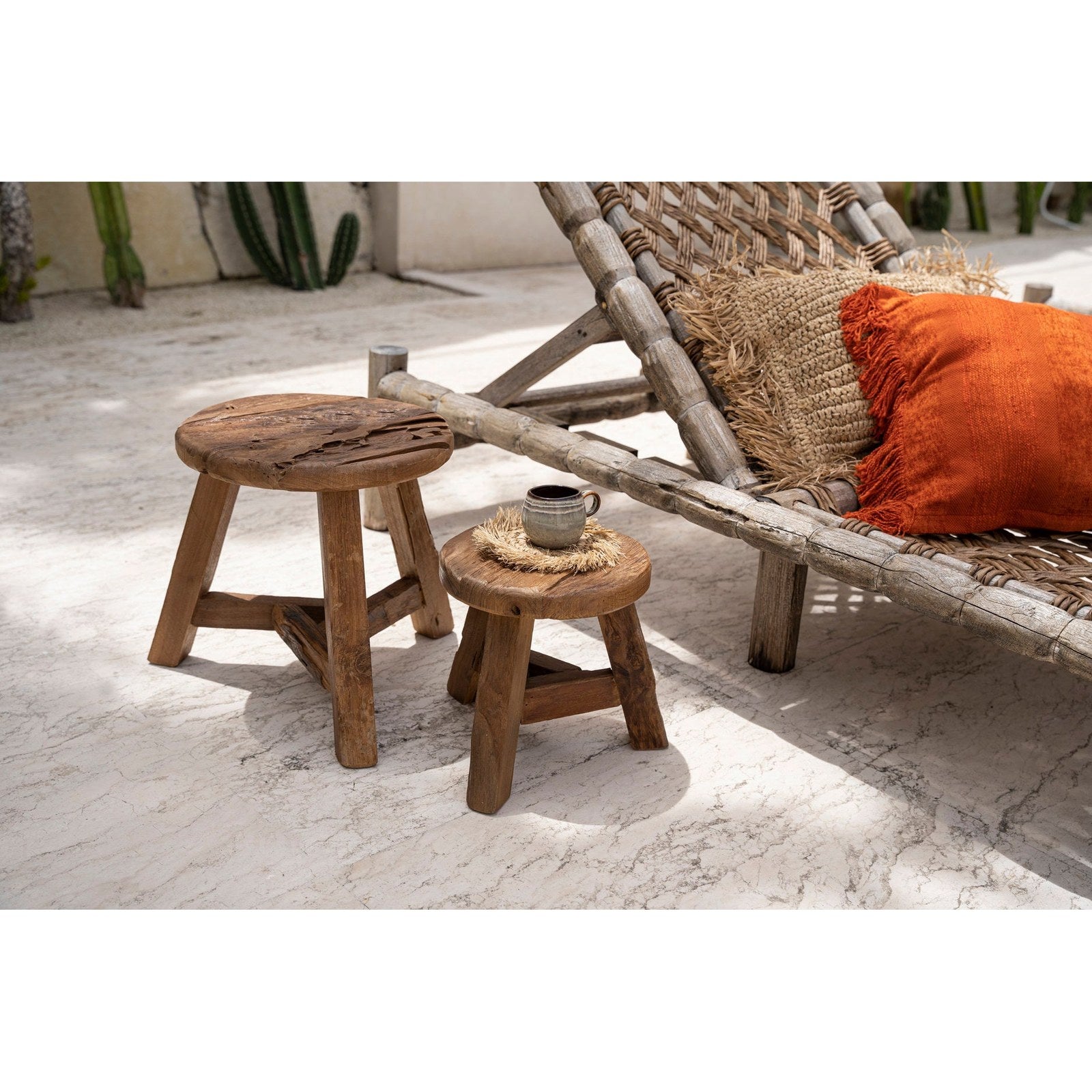 Tabouret Yatai en teck recyclé modèle moyen, vue 6