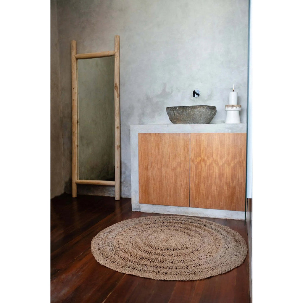 Tapis rond en jonc de mer naturel 100 cm de diamètre en situation