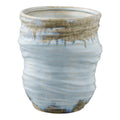 Vase céramique artisanal bleu glacier reflets ocre stries ondulées vue de face Ø19,5 cm