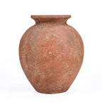 Vase Clay Silence en terre cuite naturelle 50 cm en situation
