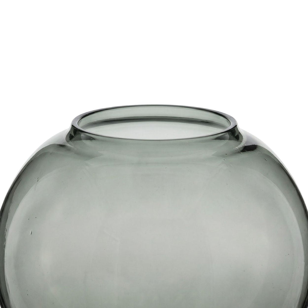 Vase Jacqueline en verre gris fumé 21 cm en situation