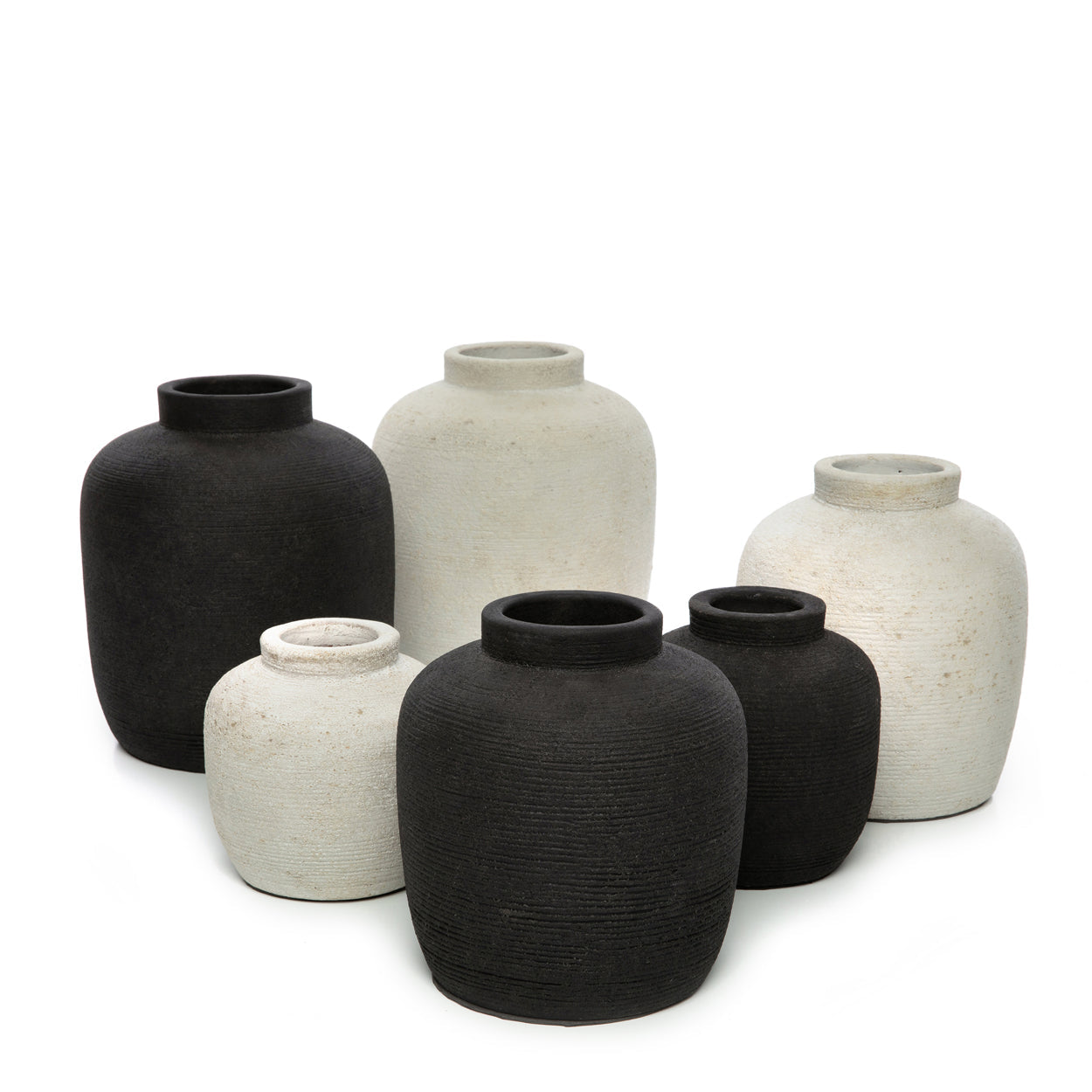 Vase Peaky en terre cuite noire 18 cm, vue 3