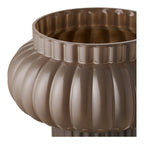 Détail col cannelé et intérieur bronze doré vase verre soufflé bouche brun