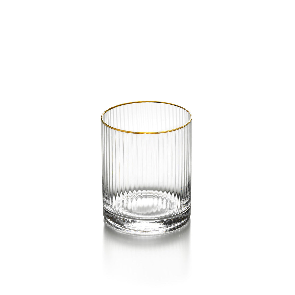 Verre bas cannelé vu d'en haut avec son liseré doré au buvant