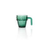 Tasse en verre vert à épaulement et anse en bras de cactus