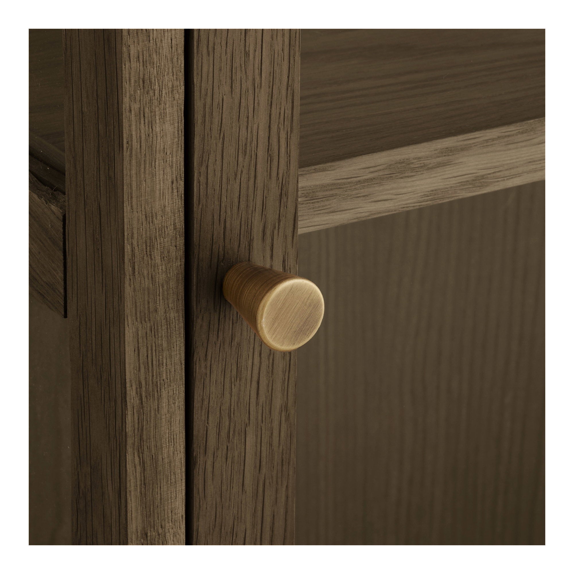 Vitrine Zamora bois foncé porte vitrée 60 cm vue de détail